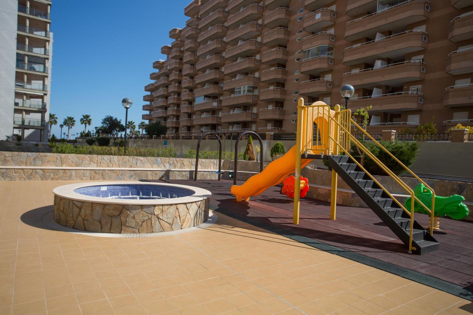 Apartamentos Be Suites Primera Linea Oropesa del Mar Habitación foto